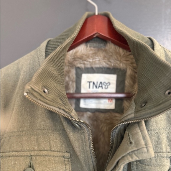 TNA M mint newer condition Olive Bomber Jacket faux fur lining - Picture 5 of 16